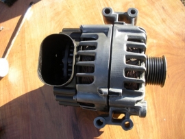 BMW 5  6 7 SERIES X5 4.4 - Alternator - HC10250A